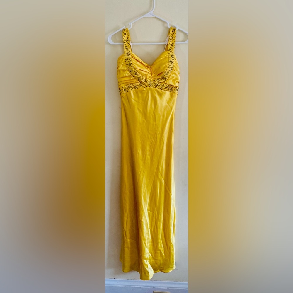 Roberta Yellow Juniors Size 3/4 Prom Gown